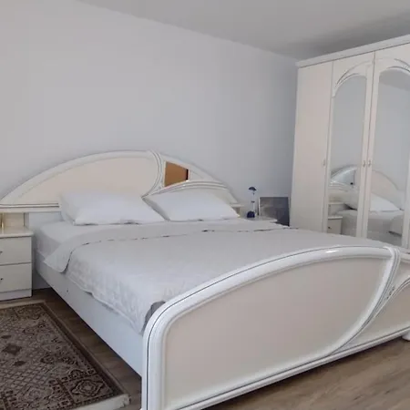 Apartamento More *