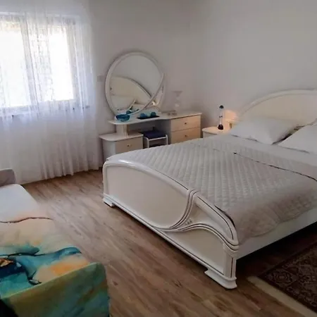 Appartement More